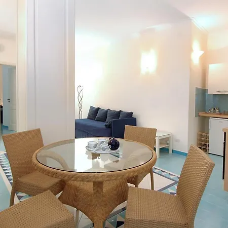 Ξενοδοχείο με διαμερίσματα Aurora Αμάλφι